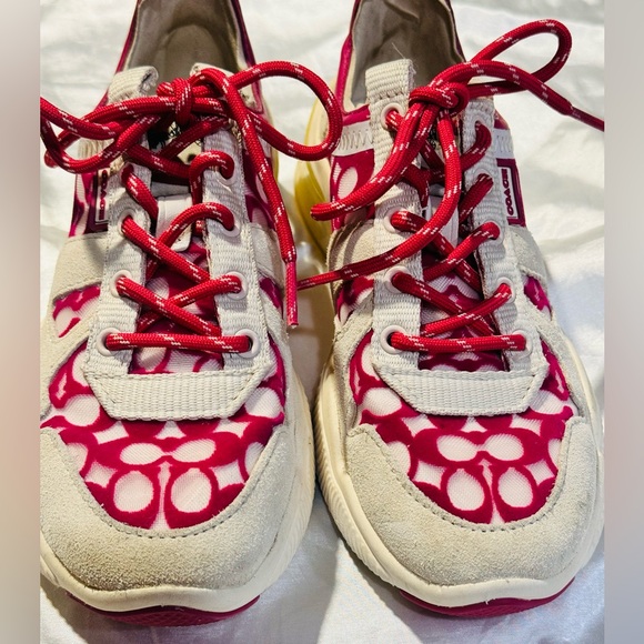 EUC Coach CITYSOLE RUNNER SNEAKERS Hyacinth Size 5B - Picture 1 of 9